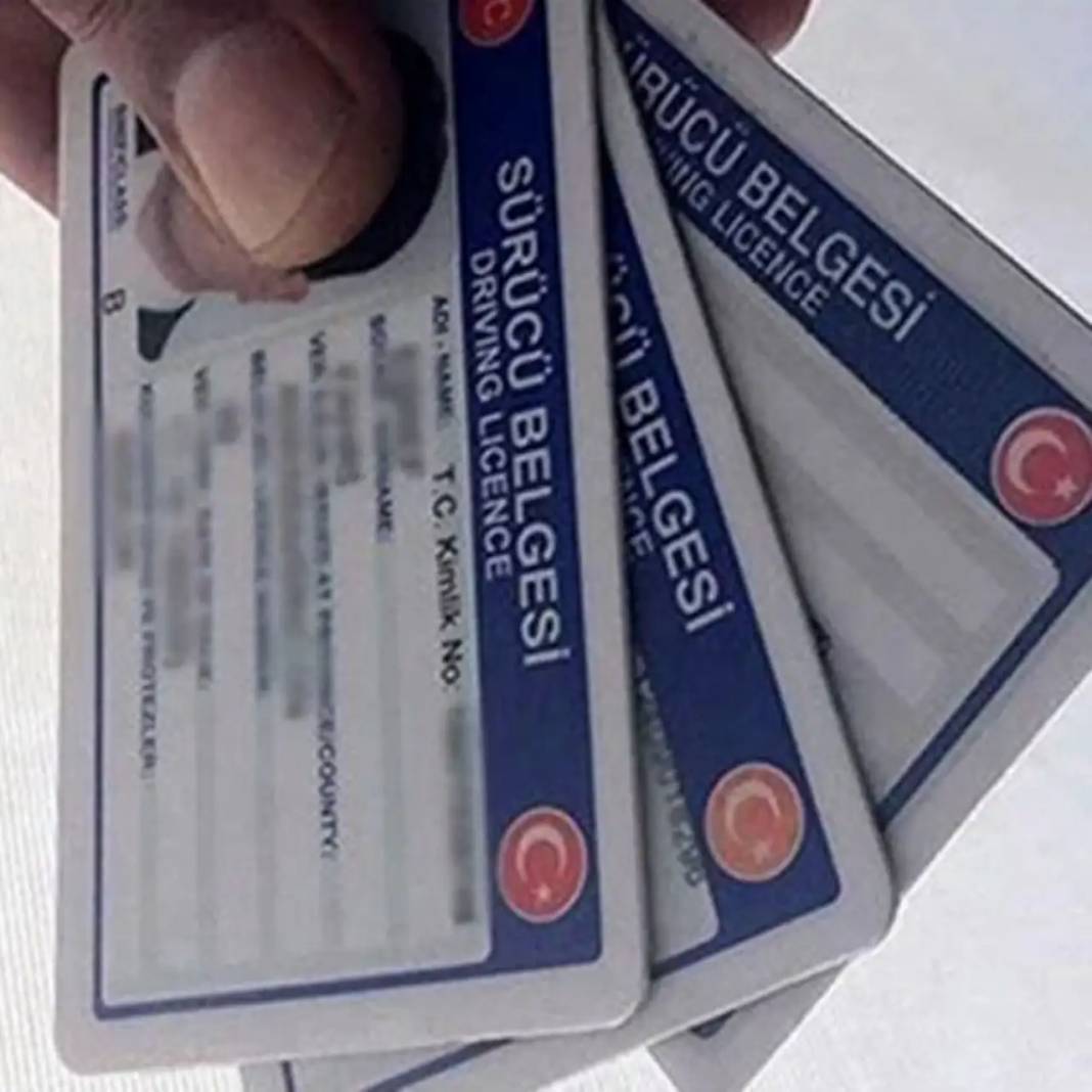 Ali Yerlikaya’dan Son Uyarı: Ehliyet Yenilemeyen Yandı 4